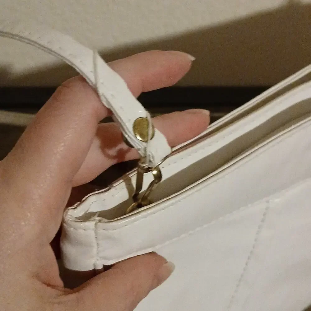 N/A vintage white